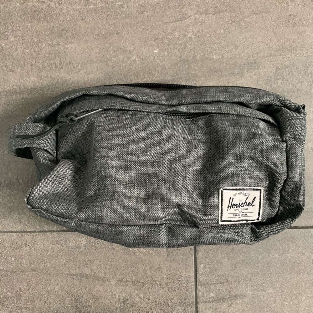 Herschel supply co chapter Dopp kit
